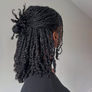 Comment Entretenir un Défrisage sur Cheveux Crépus /Afro