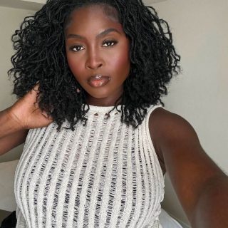 Natural Saramaya devient un magazine